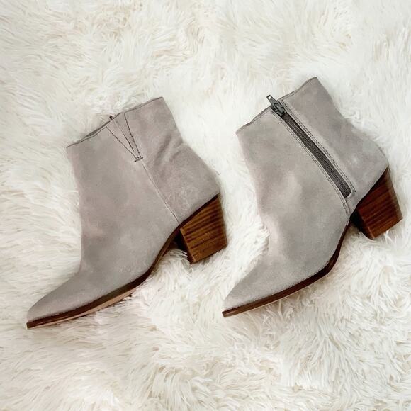 COCONUTS BY MATISSE Grey Camila Ankle Boots - Picture 1 of 4